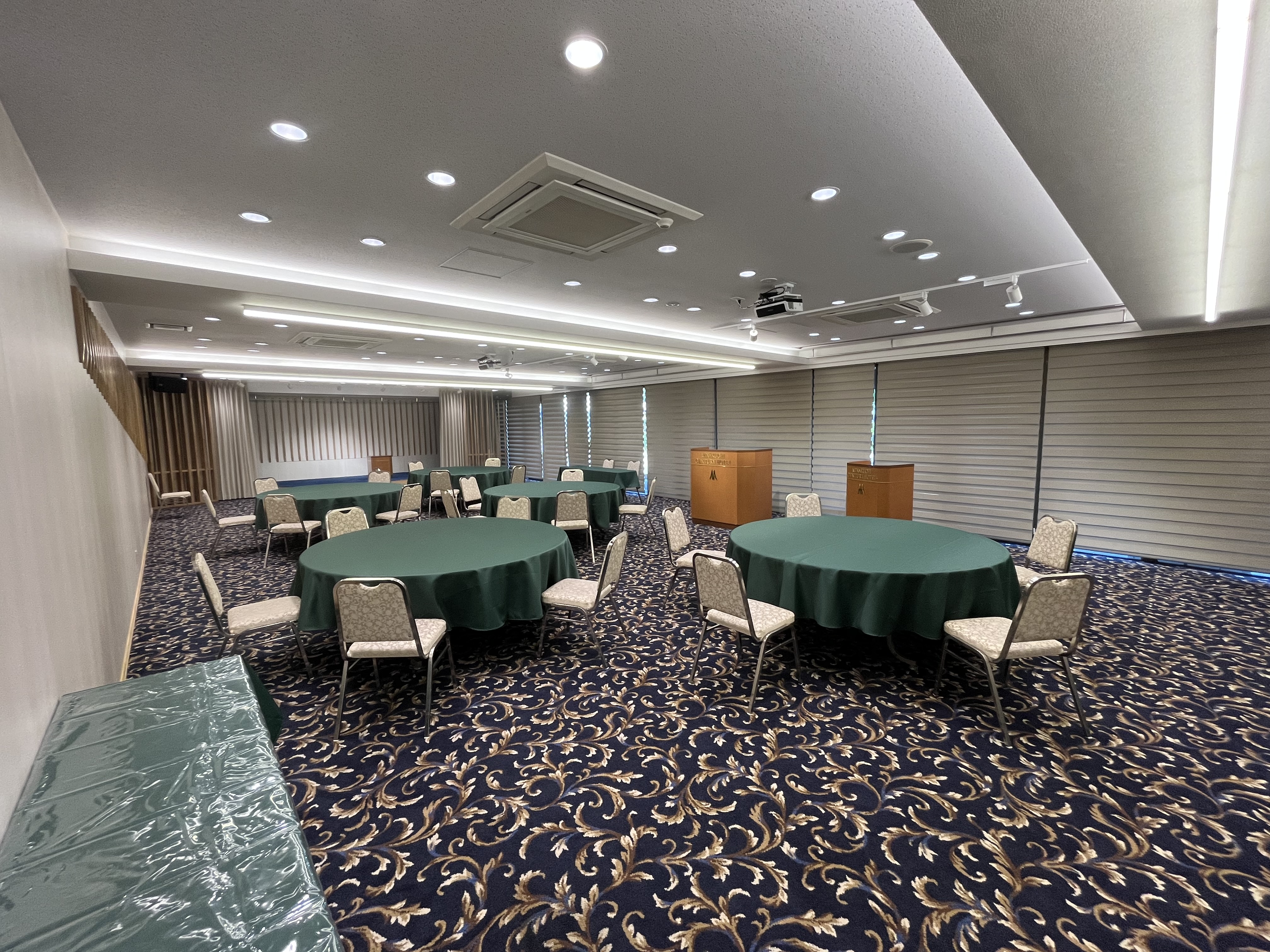 画像：水口センチュリーホテル改修工事
