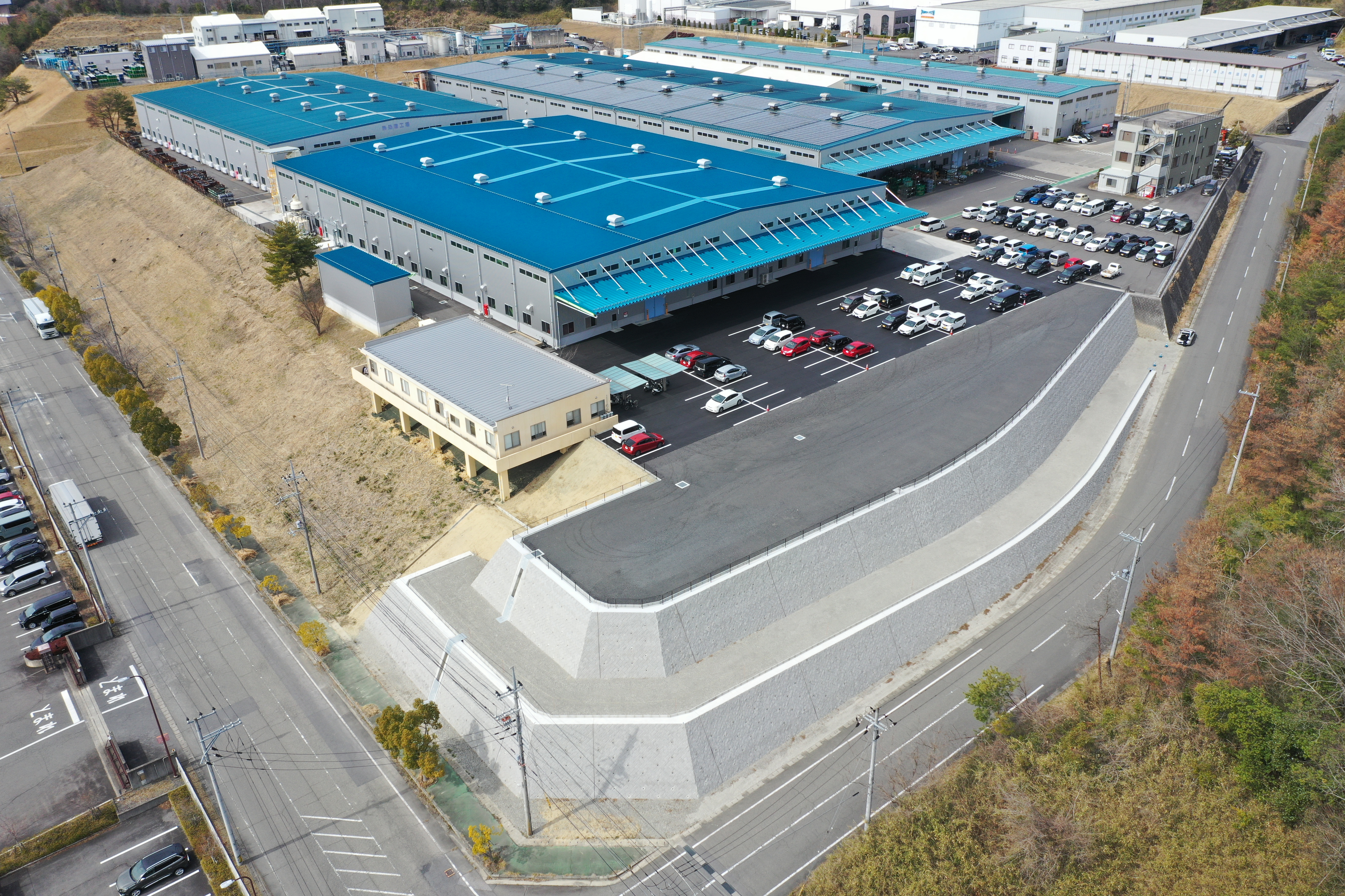 画像：桃栄金属工業（株）日野工場第6・7工場建設工事